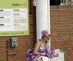 Provoking upskirt pictures
