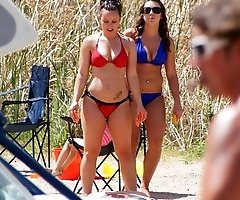 In sexy bikini super erotic chicks