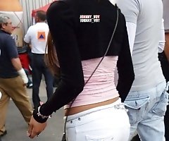 Adorable and tight asses in jeans